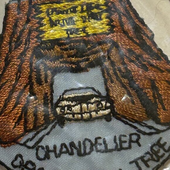 Chandelier Drive-Thru Tree California Embroidered Patch UNUSED NWT - Picture 3 of 4